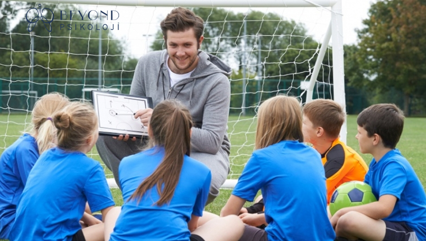 ANTRENÖRLERE DESTEK