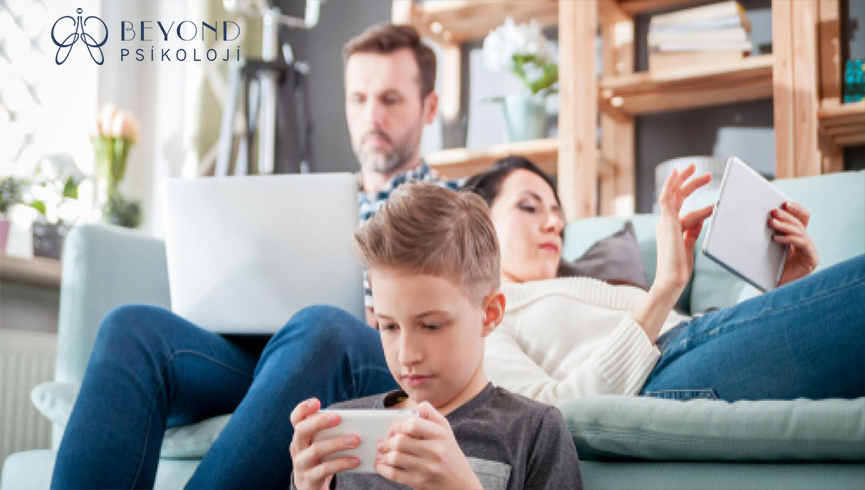 Ekran-Bağımlılığı--ekran-bağımlılığından-kurtulma-yolları